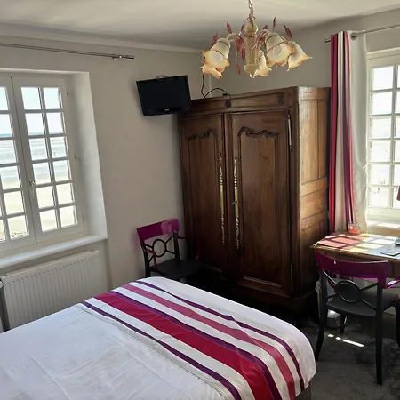 Hotel Le Duguesclin 2*