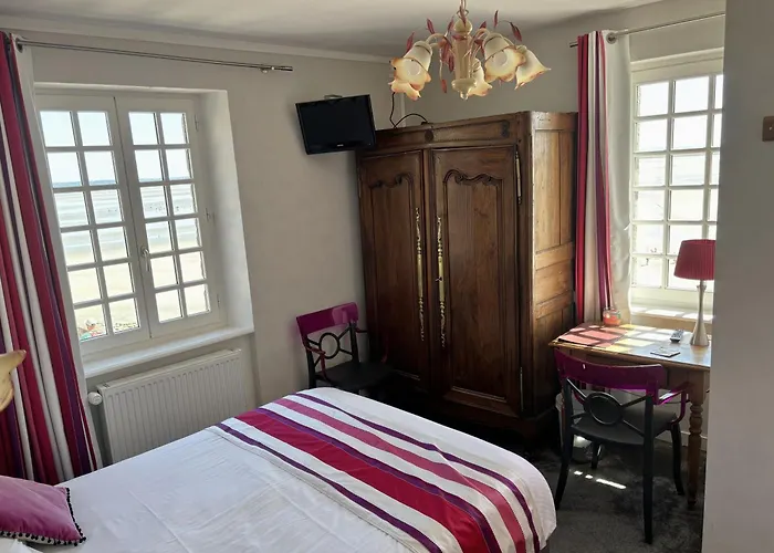 Hotel Le Duguesclin 2*